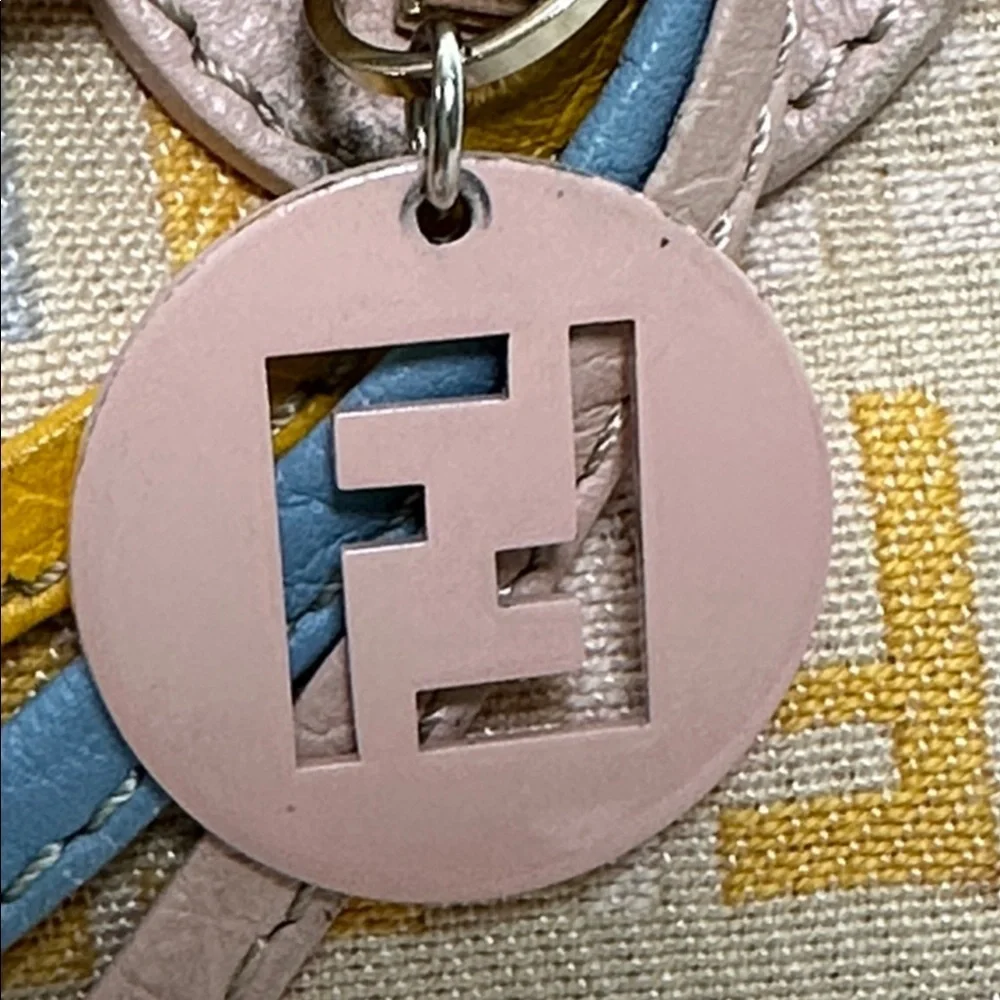 💯Authentic Fendi Tote Multi Color🍀